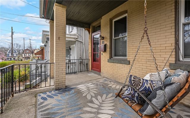 104 Ivy Street, Edgewood, PA 15218