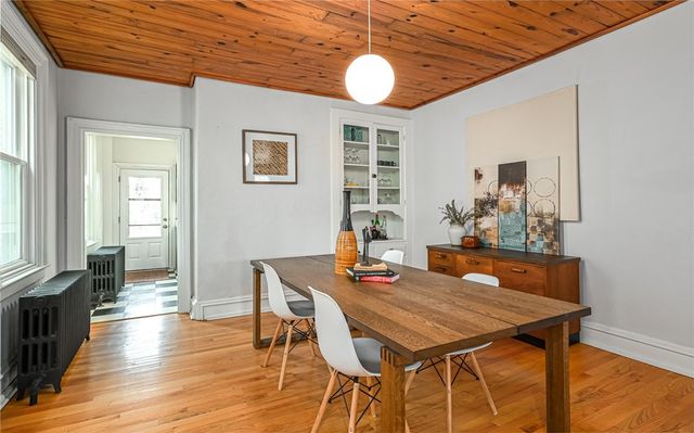 104 Ivy Street, Edgewood, PA 15218