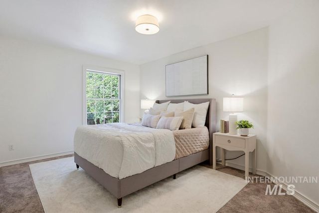1651 E Silverspot Ln, Boise, ID 83706