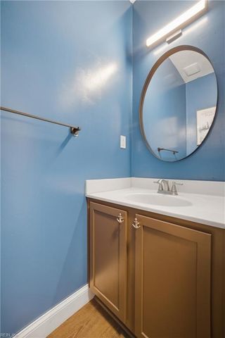 136 Kings Gate DR, Portsmouth, VA 23701