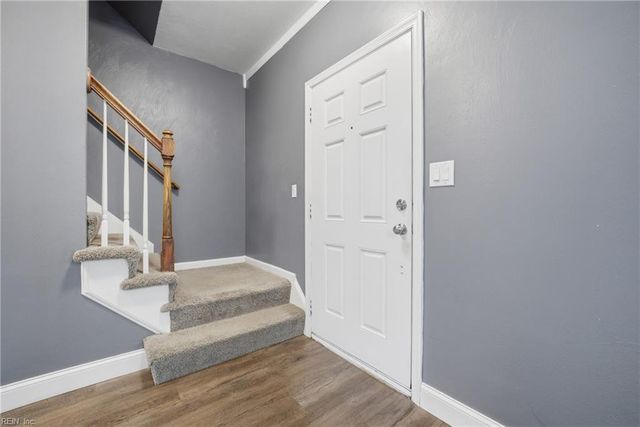 136 Kings Gate DR, Portsmouth, VA 23701