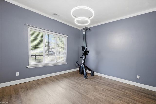136 Kings Gate DR, Portsmouth, VA 23701