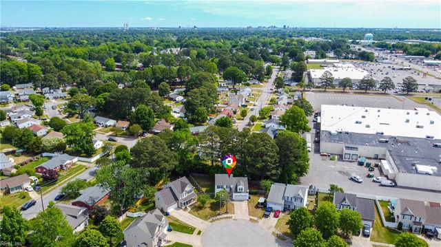 136 Kings Gate DR, Portsmouth, VA 23701