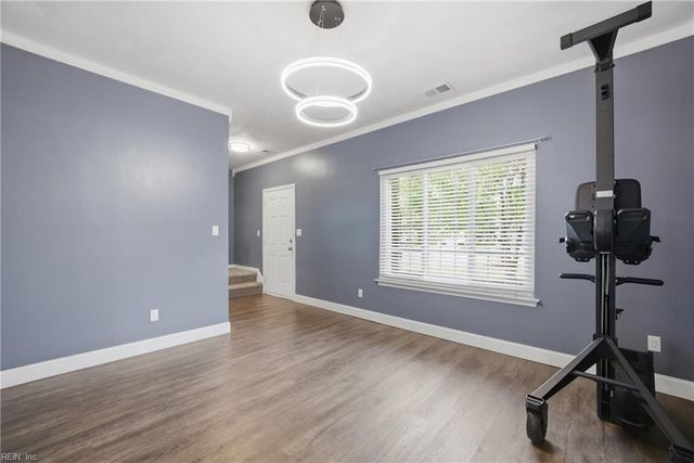 136 Kings Gate DR, Portsmouth, VA 23701