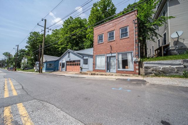 17 E Bow Street, Franklin, NH 03235