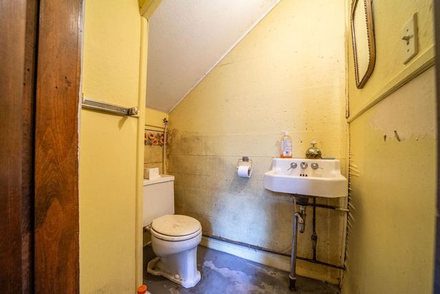 17 E Bow Street, Franklin, NH 03235