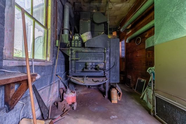 17 E Bow Street, Franklin, NH 03235