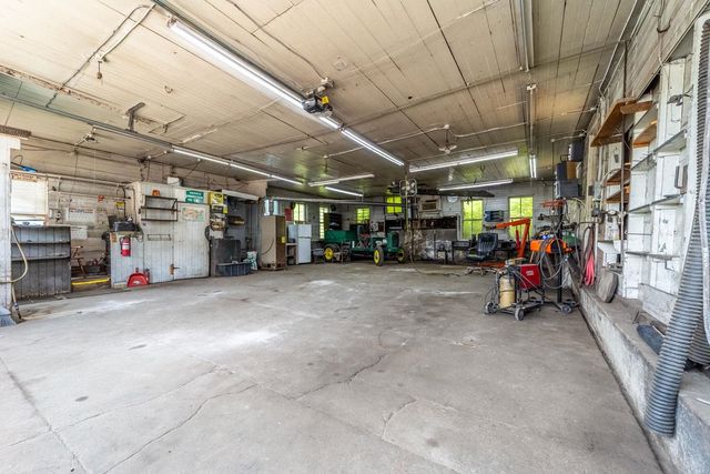 17 E Bow Street, Franklin, NH 03235