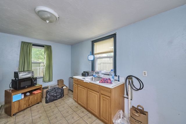 6-8 Plain St, Boston, MA 02122