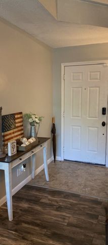 416 Woodale Dr, Clarksville, TN 37042