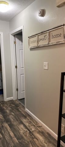 416 Woodale Dr, Clarksville, TN 37042