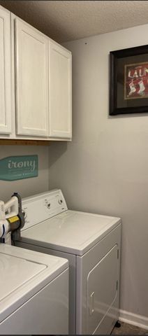 416 Woodale Dr, Clarksville, TN 37042