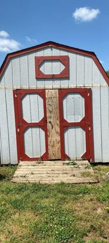 416 Woodale Dr, Clarksville, TN 37042