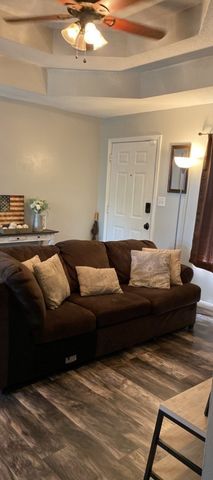 416 Woodale Dr, Clarksville, TN 37042