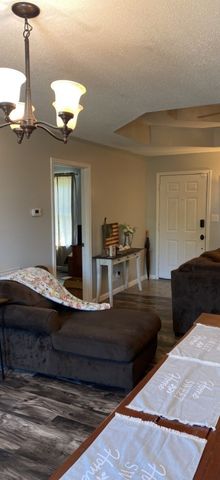416 Woodale Dr, Clarksville, TN 37042