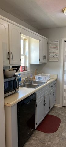 416 Woodale Dr, Clarksville, TN 37042