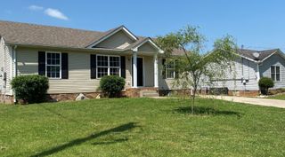 416 Woodale Dr, Clarksville, TN 37042