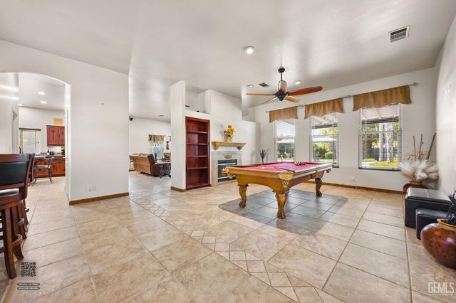 13101 Meacham Road, Bakersfield, CA 93314