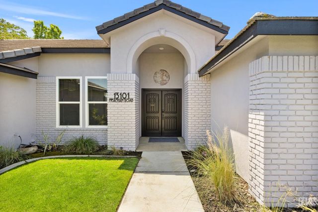 13101 Meacham Road, Bakersfield, CA 93314