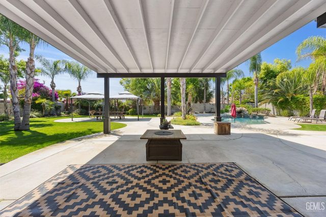 13101 Meacham Road, Bakersfield, CA 93314