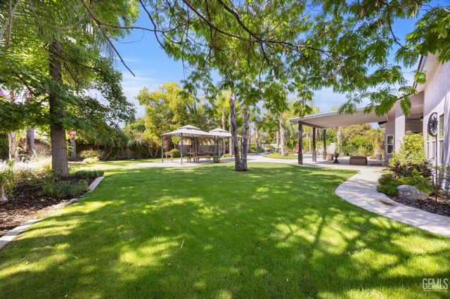 13101 Meacham Road, Bakersfield, CA 93314