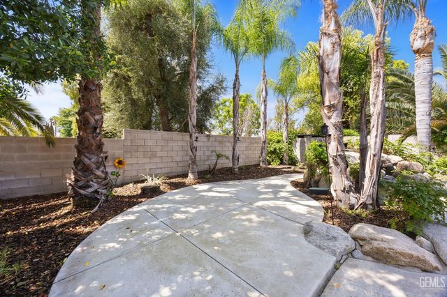 13101 Meacham Road, Bakersfield, CA 93314
