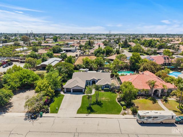 13101 Meacham Road, Bakersfield, CA 93314