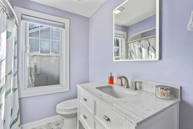 570 Wiltshire Road, Columbus, OH 43204