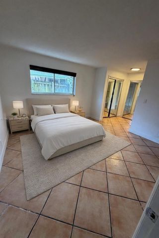 2104 N 14th Court, Hollywood, FL 33020
