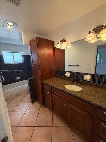 2104 N 14th Court, Hollywood, FL 33020