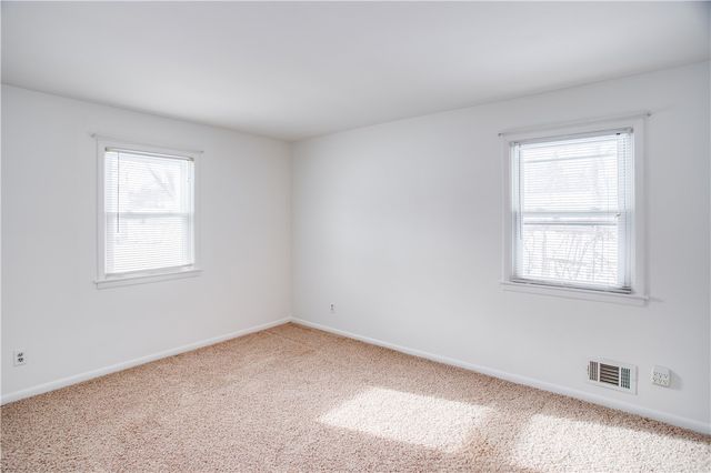 207 Valiant Drive, Henrietta, NY 14623