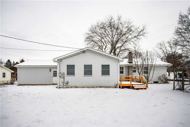 207 Valiant Drive, Henrietta, NY 14623