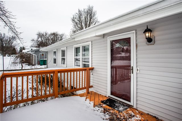 207 Valiant Drive, Henrietta, NY 14623