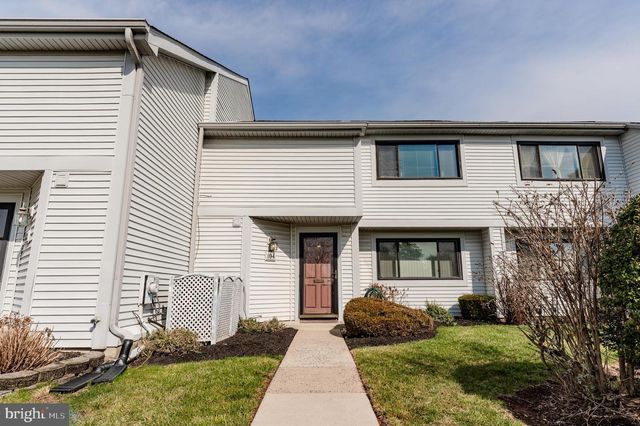 104 REVERE DR, Harleysville, PA 19438