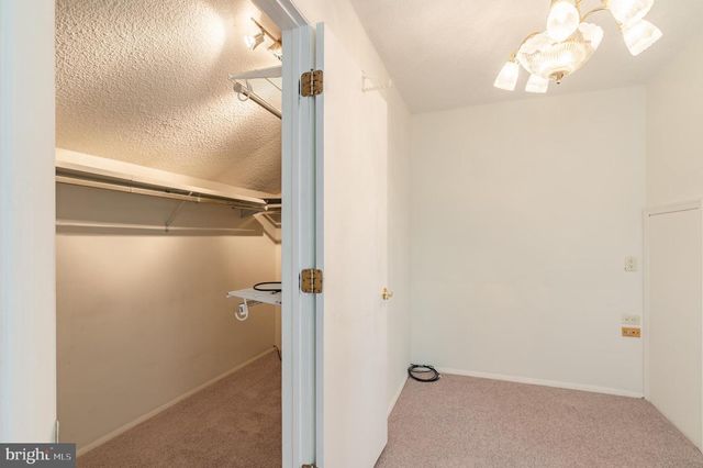 104 REVERE DR, Harleysville, PA 19438