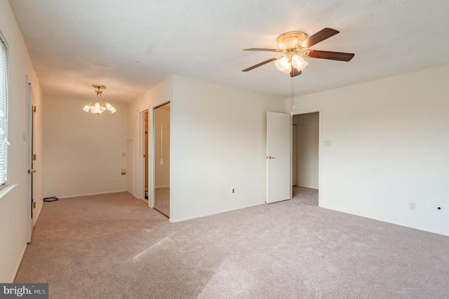 104 REVERE DR, Harleysville, PA 19438