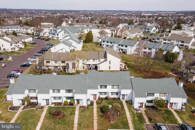 104 REVERE DR, Harleysville, PA 19438