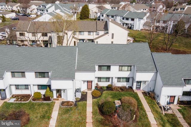 104 REVERE DR, Harleysville, PA 19438