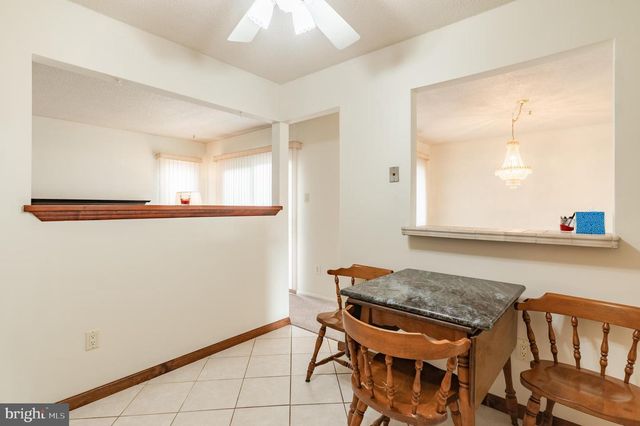 104 REVERE DR, Harleysville, PA 19438