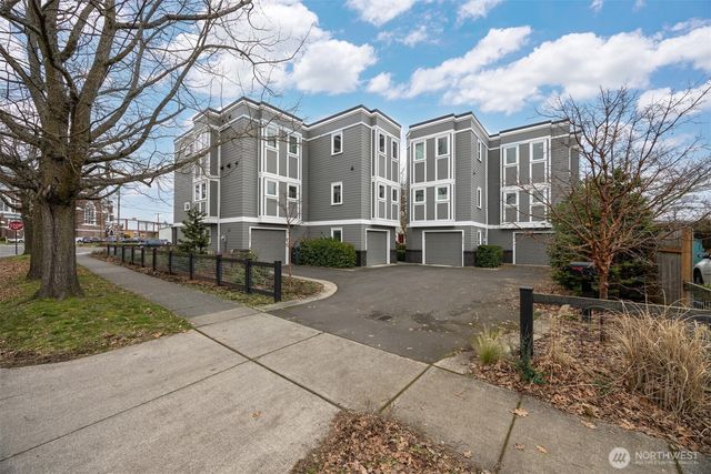 2011 Cornwall Avenue, Bellingham, WA 98225