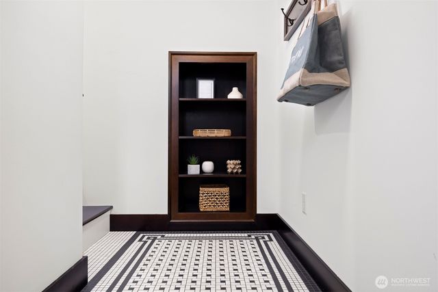 2011 Cornwall Avenue, Bellingham, WA 98225