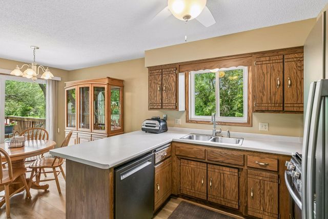6281 Cavell Avenue N, Brooklyn Park, MN 55428