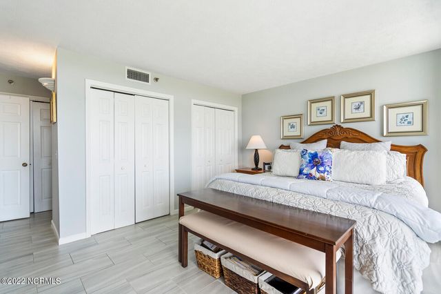 1080 Saint Joseph Street Apt 2b, Carolina Beach, NC 28428