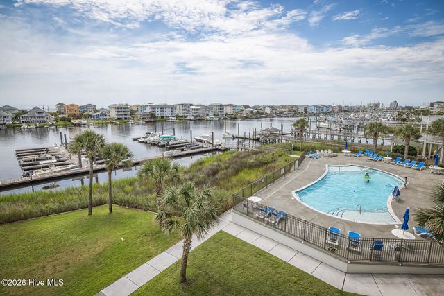 1080 Saint Joseph Street Apt 2b, Carolina Beach, NC 28428