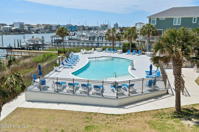 1080 Saint Joseph Street Apt 2b, Carolina Beach, NC 28428