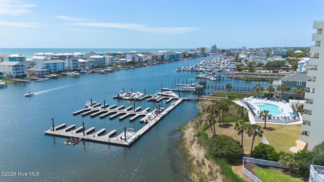 1080 Saint Joseph Street Apt 2b, Carolina Beach, NC 28428