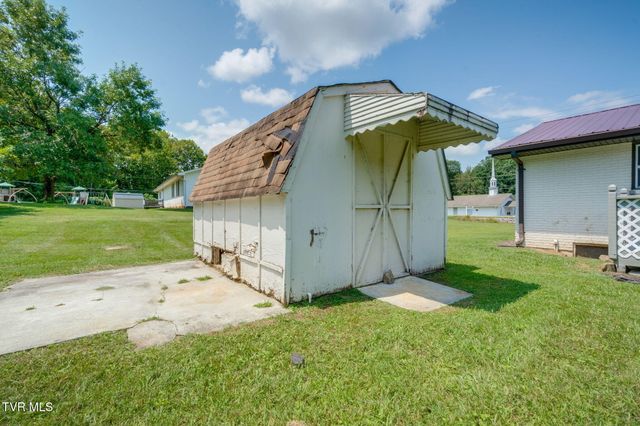 660 Way Cross Road, Church Hill, TN 37642