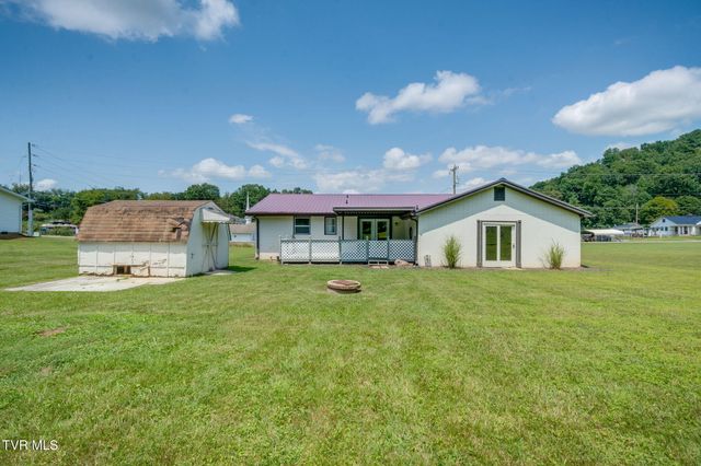660 Way Cross Road, Church Hill, TN 37642