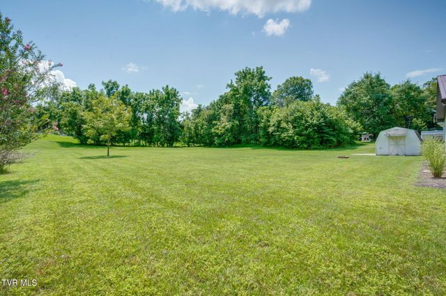 660 Way Cross Road, Church Hill, TN 37642