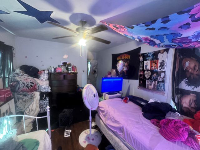 5933 Diaz Avenue, Fort Worth, TX 76107